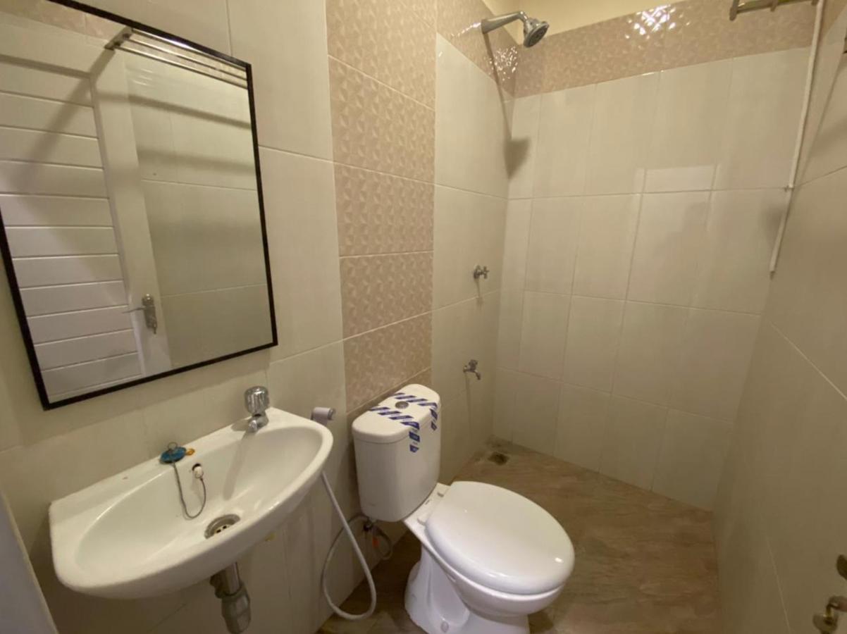 Mapala Guest House Makassar Redpartner ภายนอก รูปภาพ